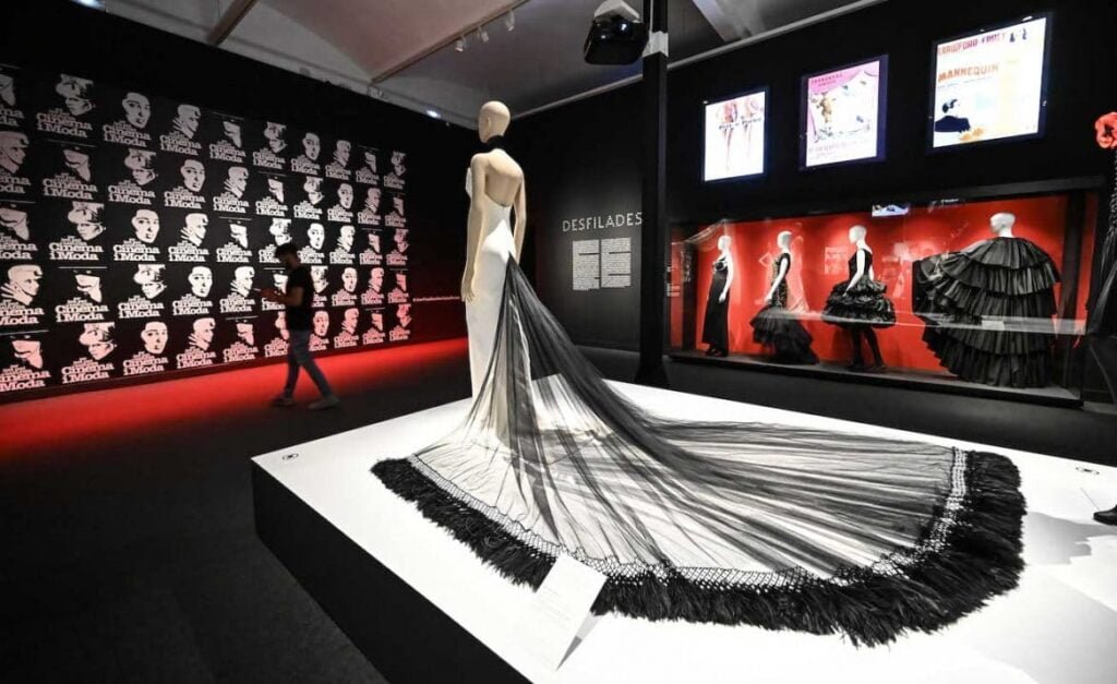 Exposicion Jean Paul Gaultier CaixaForum